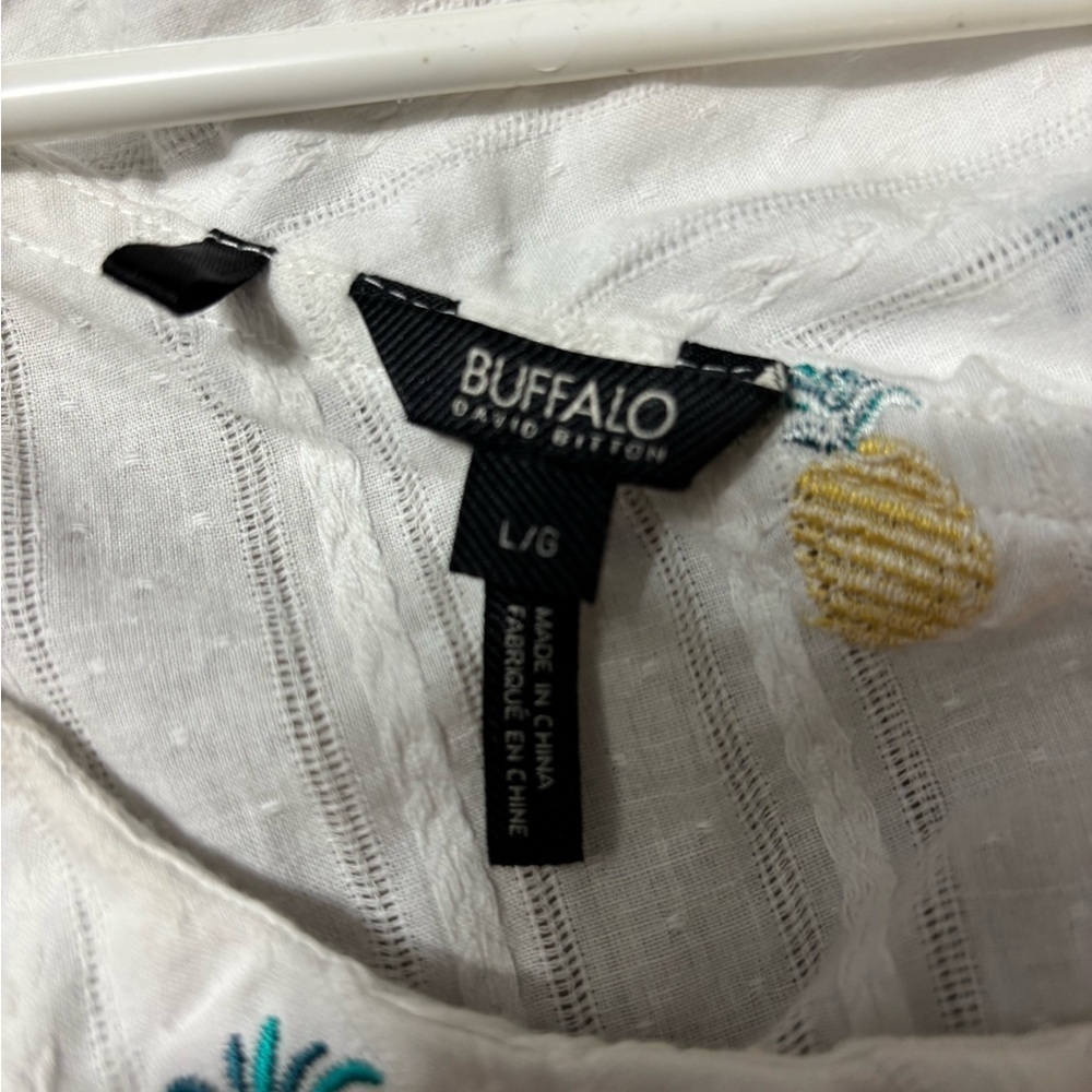 Buffalo David Bitton Pineapple Embroidered Ruffle One Shoulder Top Size L - Picture 5 of 7